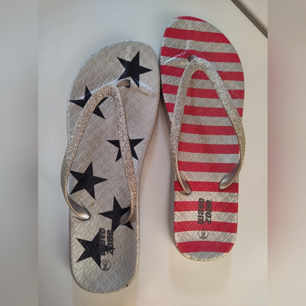 Wave Zone American Flag flip flops (9)